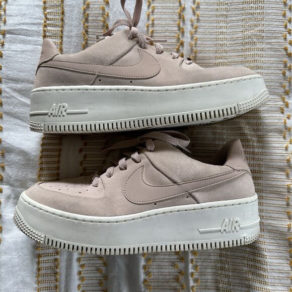 Nike Air Force 1 Women’s AF1 Sage Low Particle Beige/Phantom Platform Size 8.5 - Picture 7 of 14